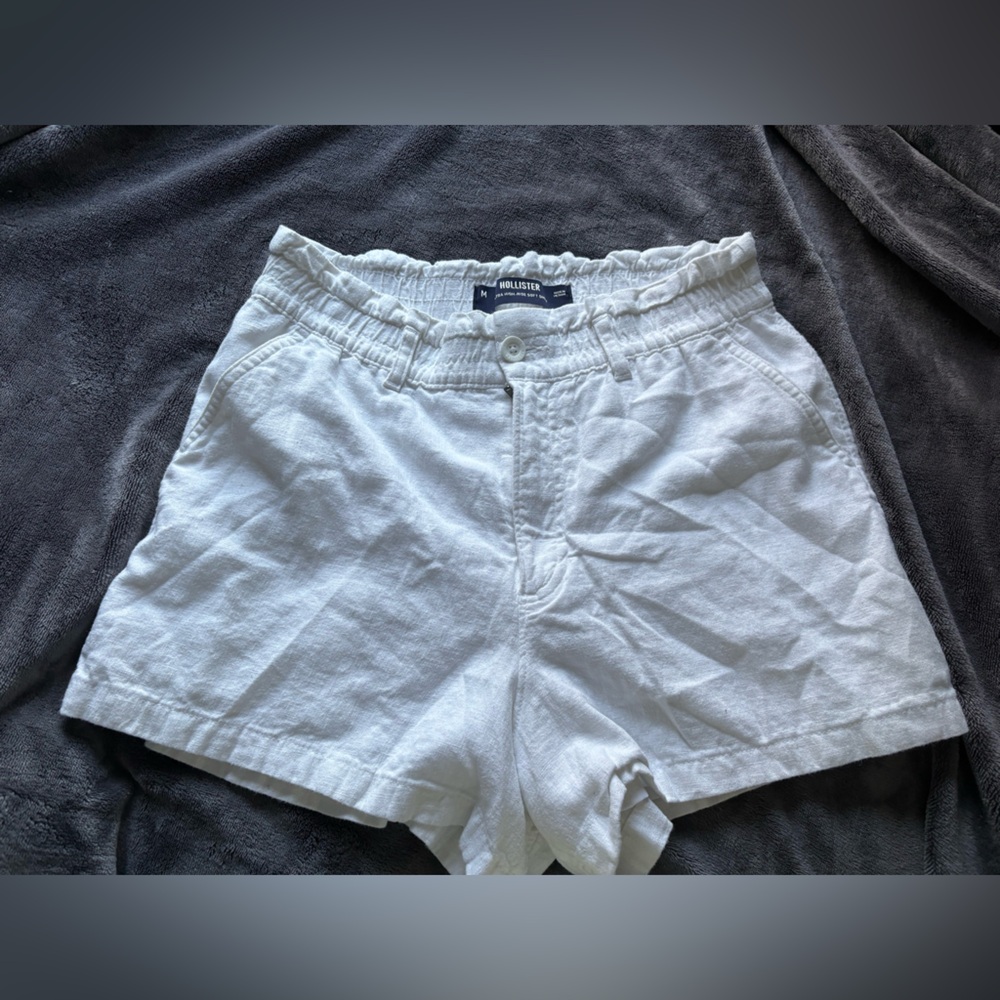 Hollister linen flowy shorts